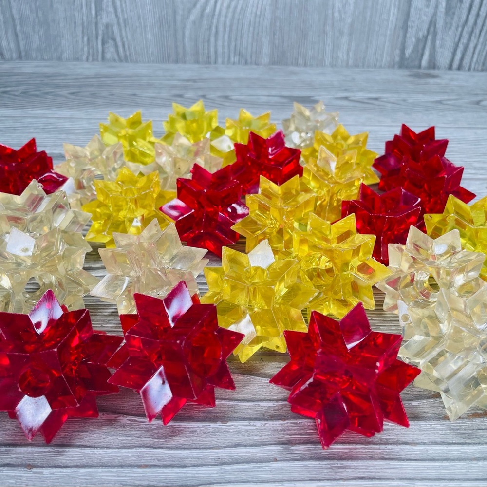 28 vintage red , yellow , white plastic starburst Christmas tree light covers LG
